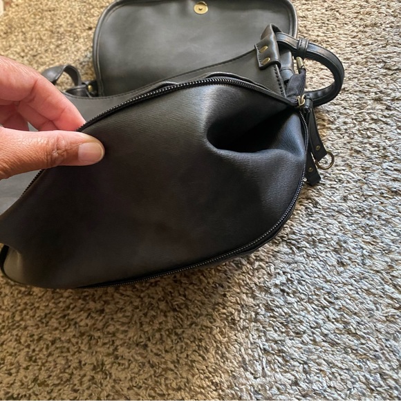 Chinese Laundry Shoulder Bag - Picture 8 of 9